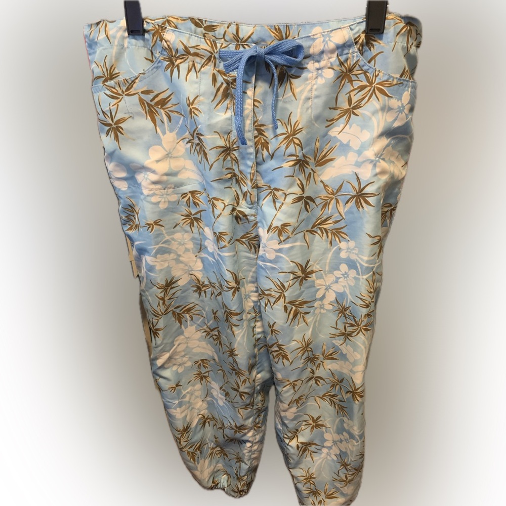 Women’s DKR & Co swimwear beach capris pants, size L, excellent condition